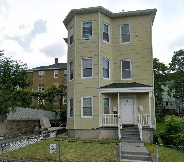 Property Photo:  9E Shelby 2  MA 01605 