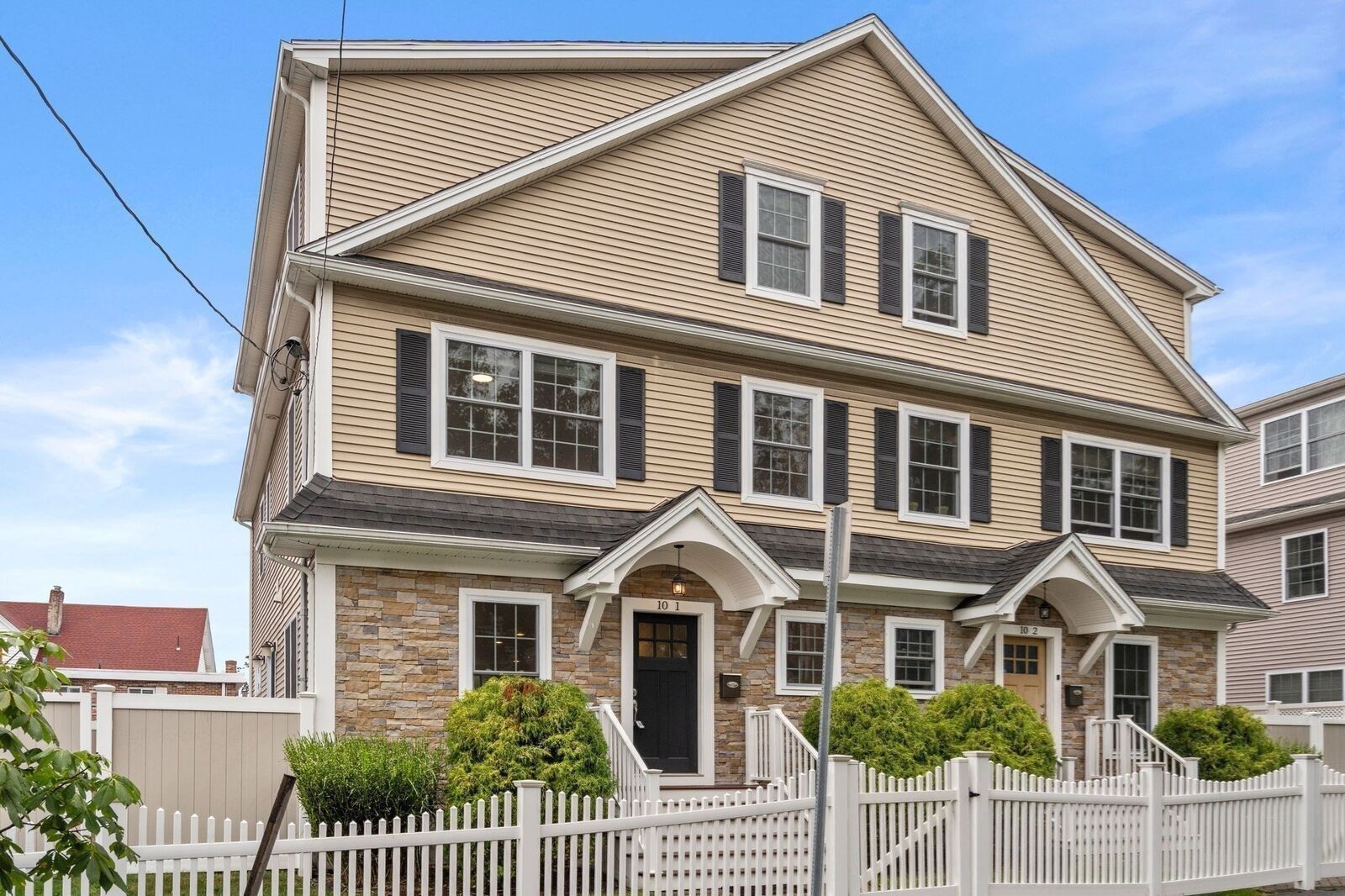 Property Photo: 10 Gale St 1 MA 02453