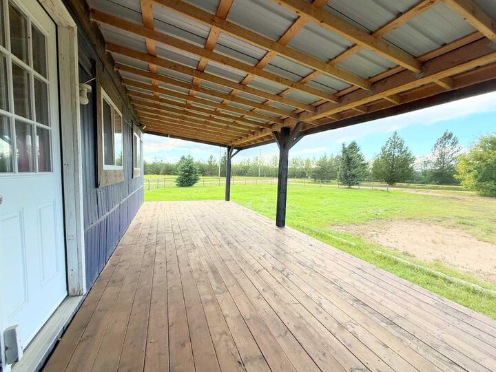 Property Photo:  665059 Range Road 230 2  AB T9S 2A8 