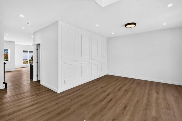 Property Photo:  1209 Iron Ridge Avenue  AB T0M 0S0 