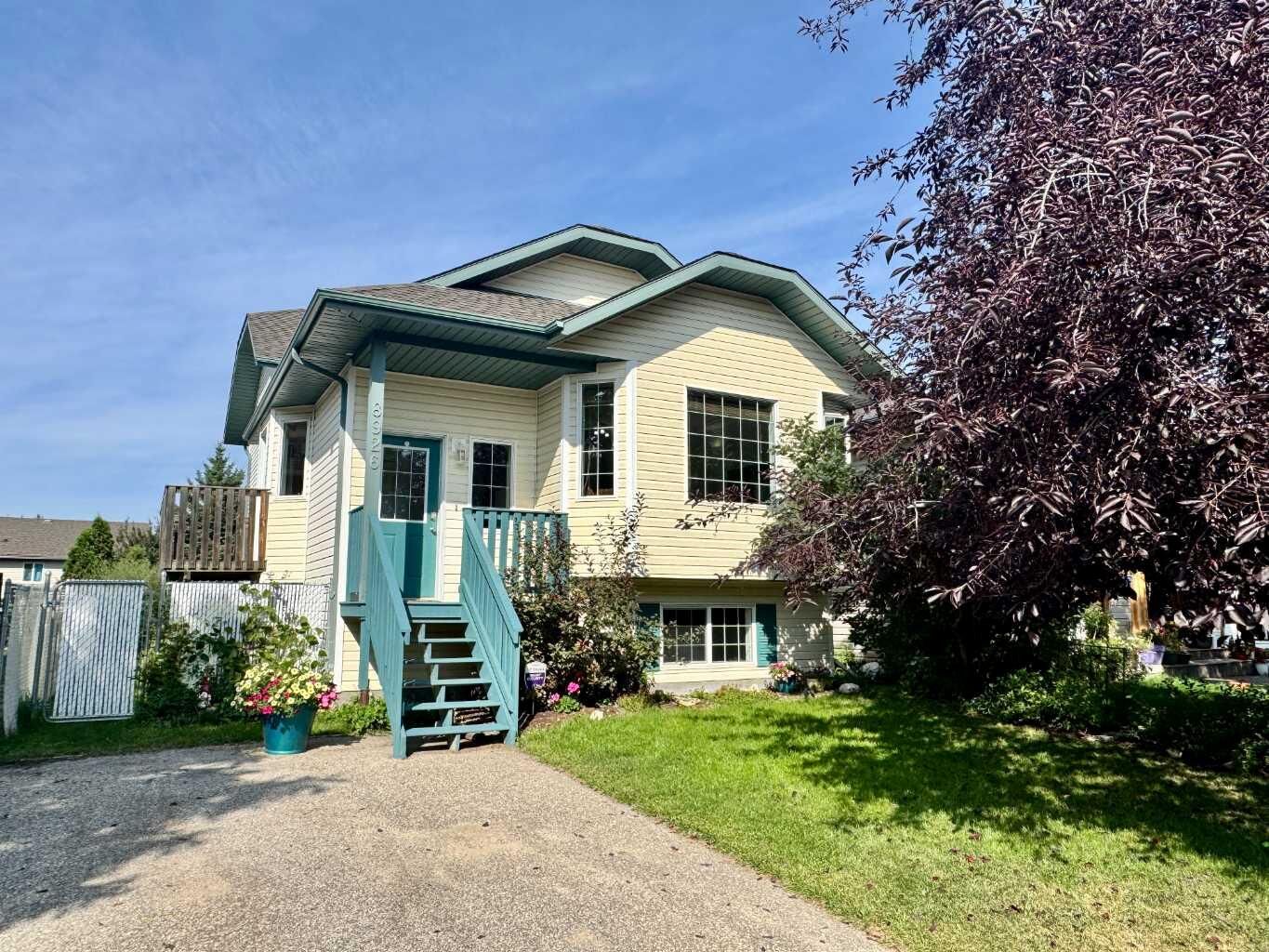Property Photo: 8926 64 Avenue AB T8W 2P5