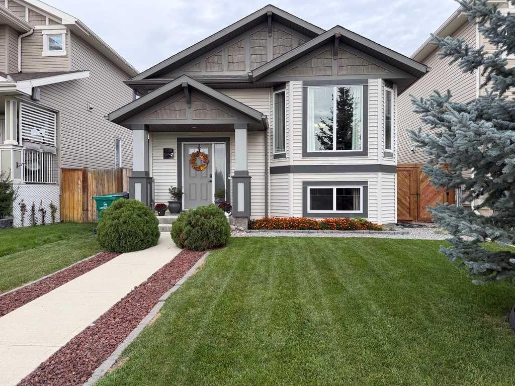 Property Photo:  835 Keystone Meadows W  AB T1J 5C5 