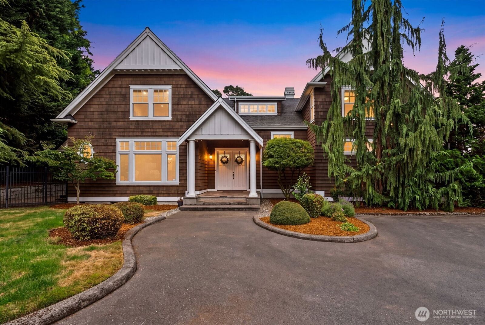 Property Photo:  11621  Gravelly Lake Drive SW  WA 98499 