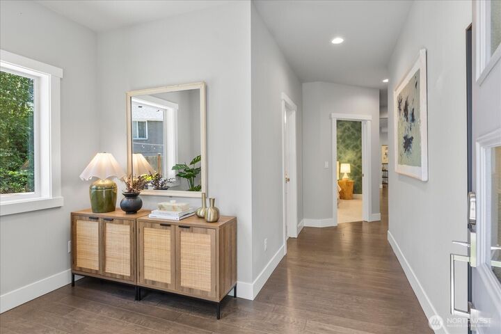 Property Photo: 15111 Manor Way WA 98087