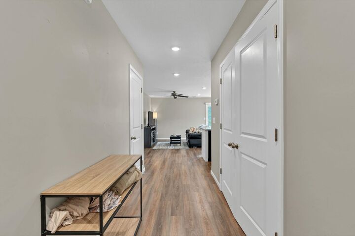 Property Photo:  1027-1029 N H St  KS 67152 