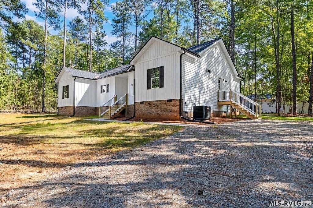 Property Photo:  151 Twin Oaks Lane  NC 27850 