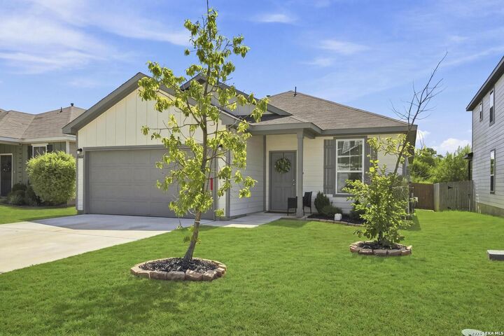 Property Photo: 13367 Sendero Roble TX 78253
