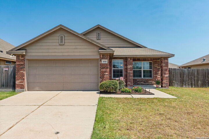 Property Photo: 3010 Besterio TX 78415
