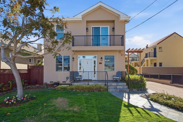 Property Photo:  1710-1712 Gum Street  CA 94402 