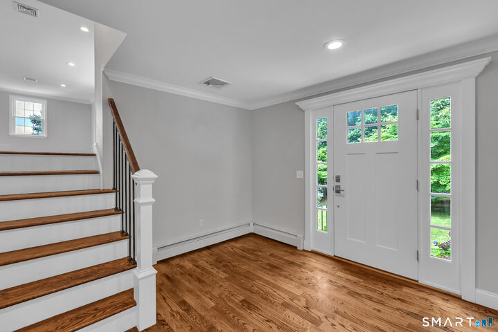 Property Photo:  50 Boulder Circle  CT 06033 