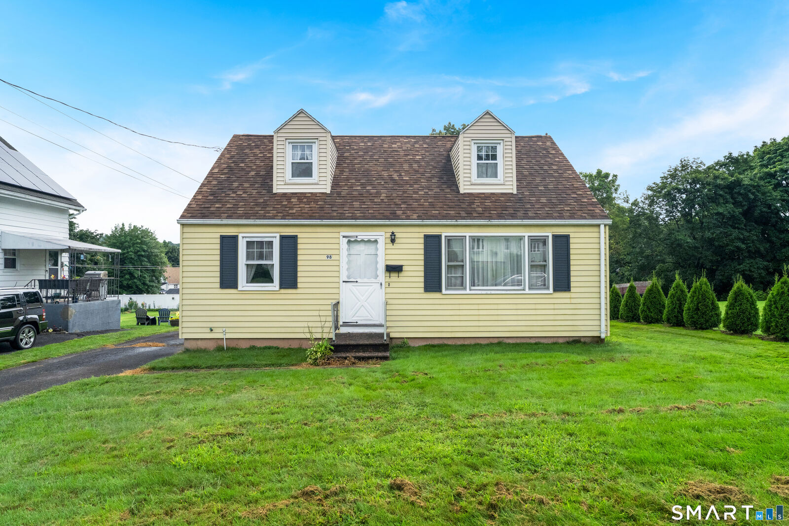 Property Photo:  98 Wilbur Avenue  CT 06450 