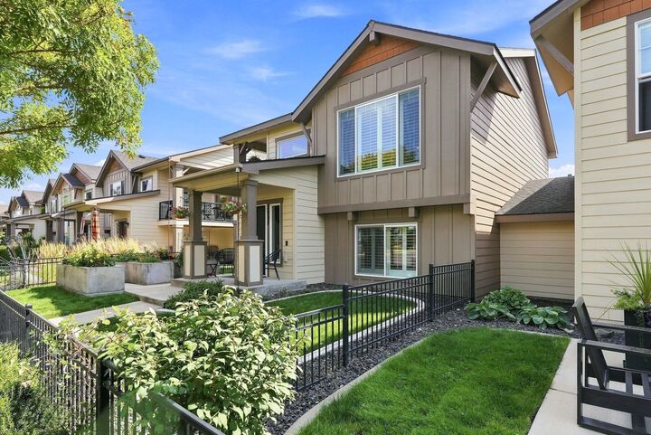 Property Photo:  2007 W Bridge Ave  WA 99201 