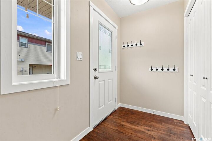 Property Photo:  3440 Avonhurst Drive 402  SK S4R 2E1 