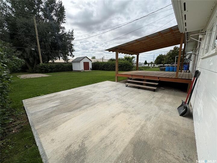 Property Photo:  109 March Avenue E  SK S0A 2A0 