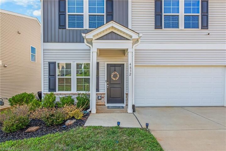 Property Photo: 4832 Merganser Way NC 27284