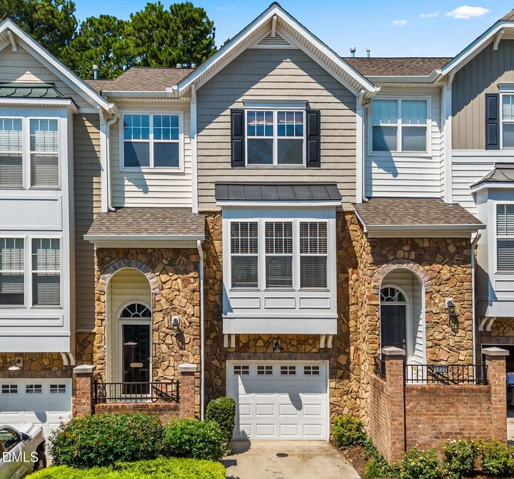 Property Photo: 5831 Cameo Glass Way NC 27612