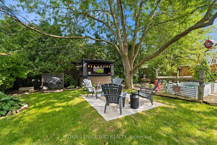 Property Photo:  3302 Vine Street  ON L0R 2C0 