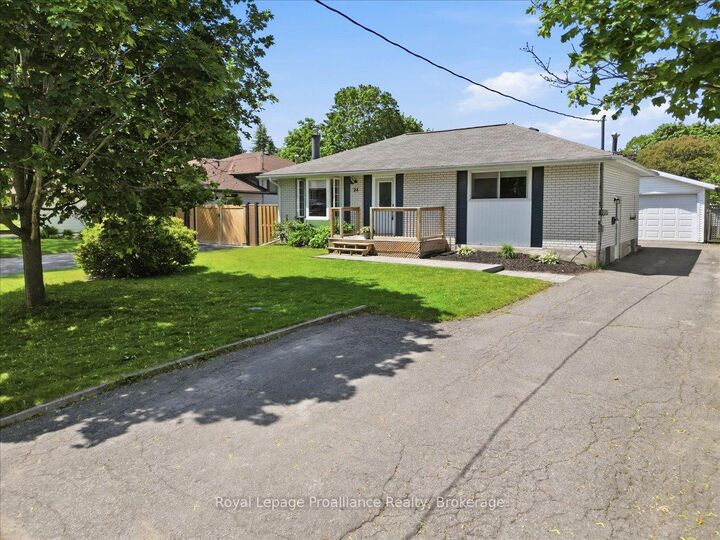 Property Photo: 24 Harvest Crescent ON K8P 4M3
