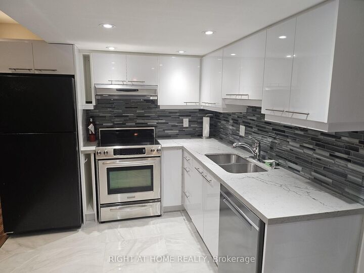 Property Photo: 58 Stemmle Drive Basement ON L4G 6N4