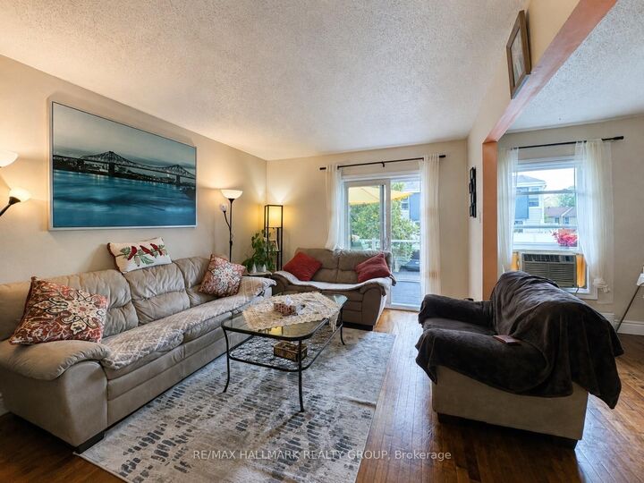 Property Photo:  825 Cahill Drive W 163  ON K1V 9N7 