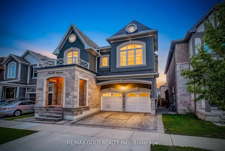 Property Photo: 3352 Vernon Powell Drive ON L6H 0Y4