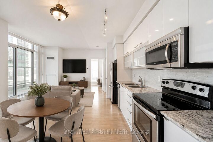 Property Photo:  90 Stadium Road 903  ON M5V 3W5 