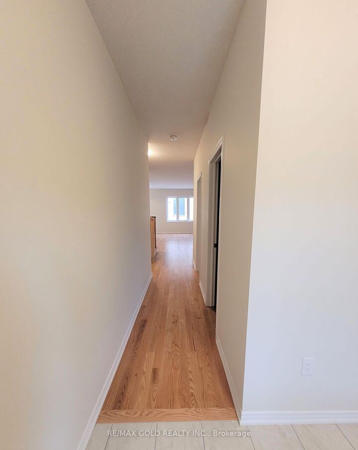 Property Photo:  11 Amos Avenue  ON N3T 0V4 