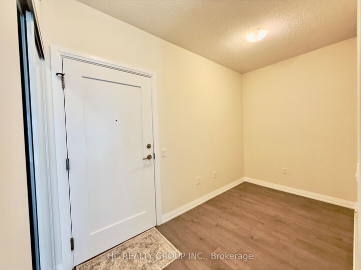 Property Photo:  35 Watergarden Drive 616  ON M1S 0C2 