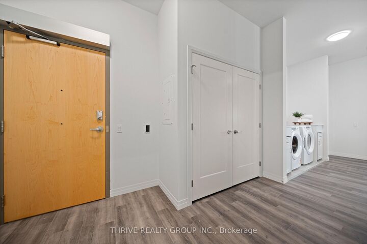Property Photo:  373 Hill Street 412  ON N6B 1E3 