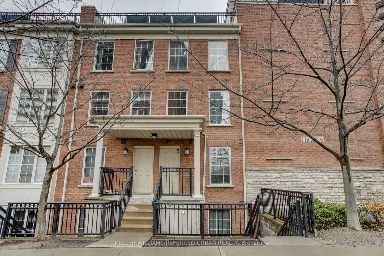 Property Photo:  3 Everson Drive 105  ON M2N 7C2 
