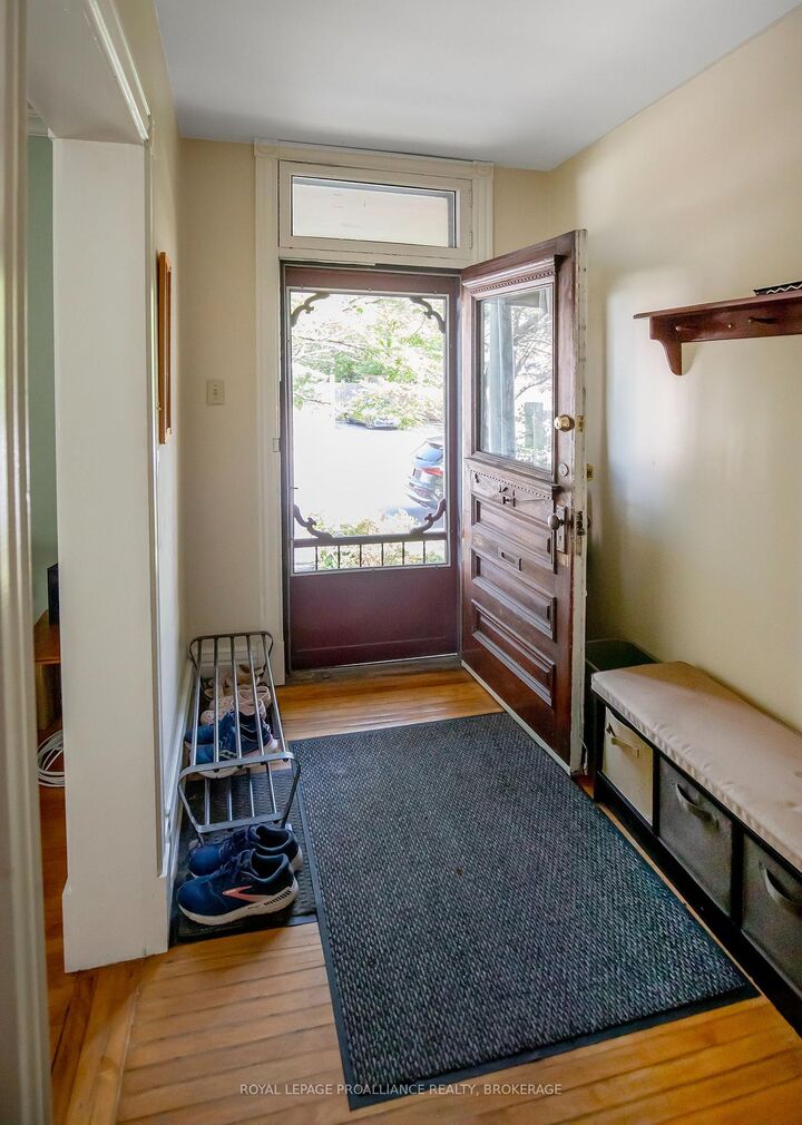 Property Photo: 38 York Street ON K7K 1P5