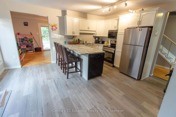 Property Photo:  517 Shortreed Avenue  ON N1M 3H4 