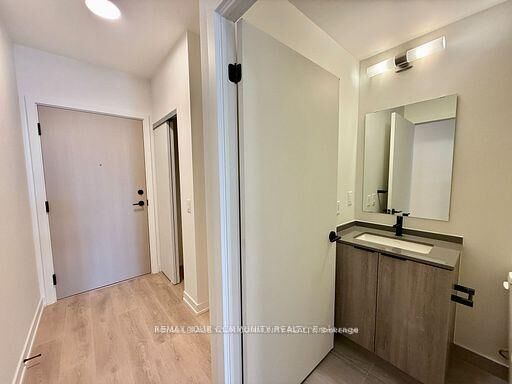 Property Photo:  181 Sterling Road Uph 07  ON M6R 0B2 