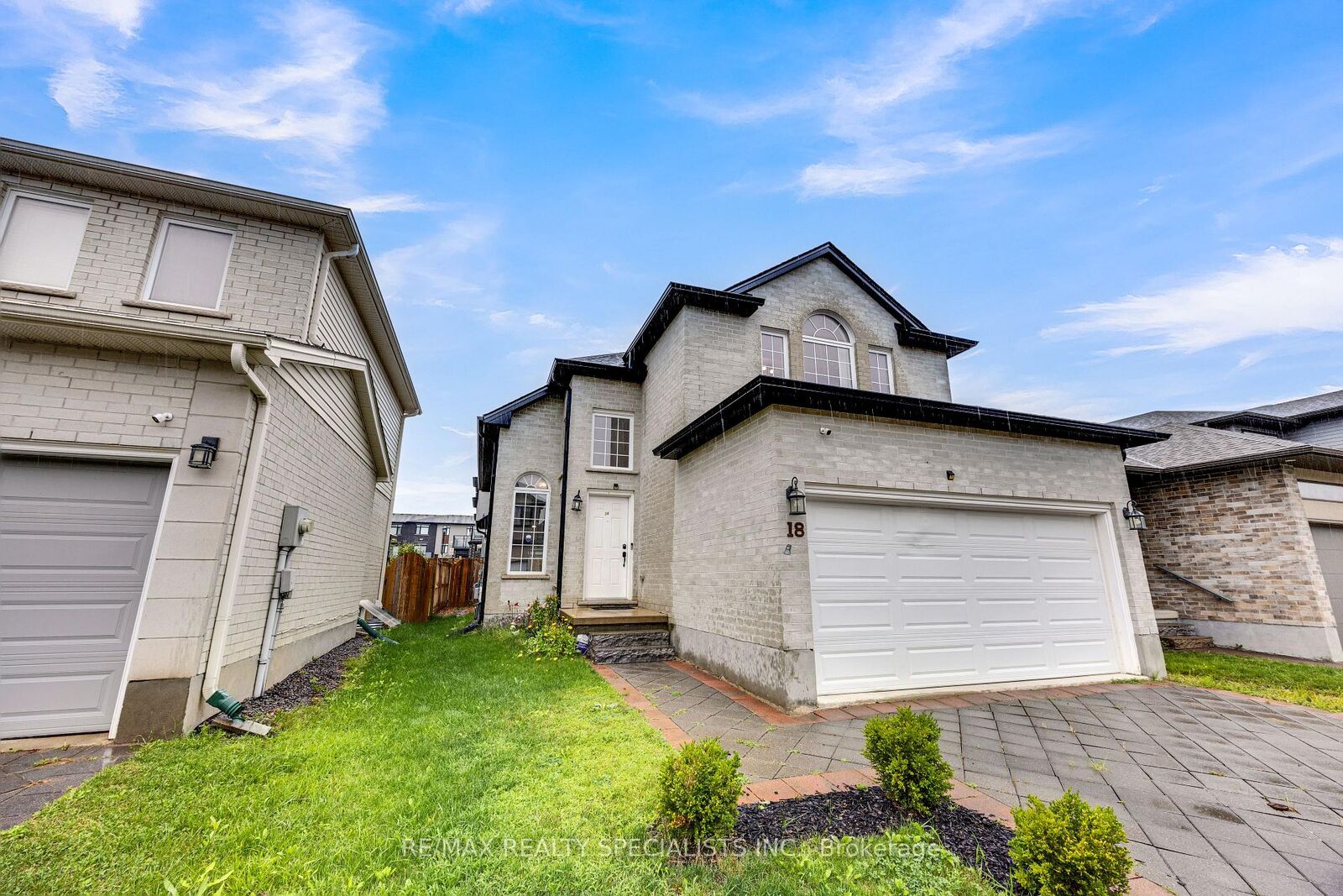 Property Photo:  3270 Singleton Avenue 18  ON N6L 0E5 