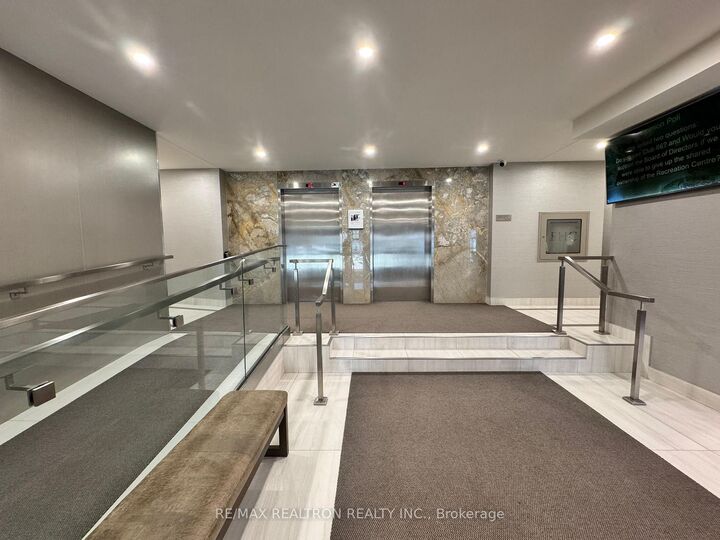 Property Photo:  20 Baif Boulevard 705  ON L4C 8T1 