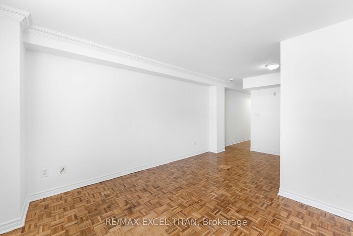 Property Photo:  1407 Dupont Street 316  ON M6H 4J7 