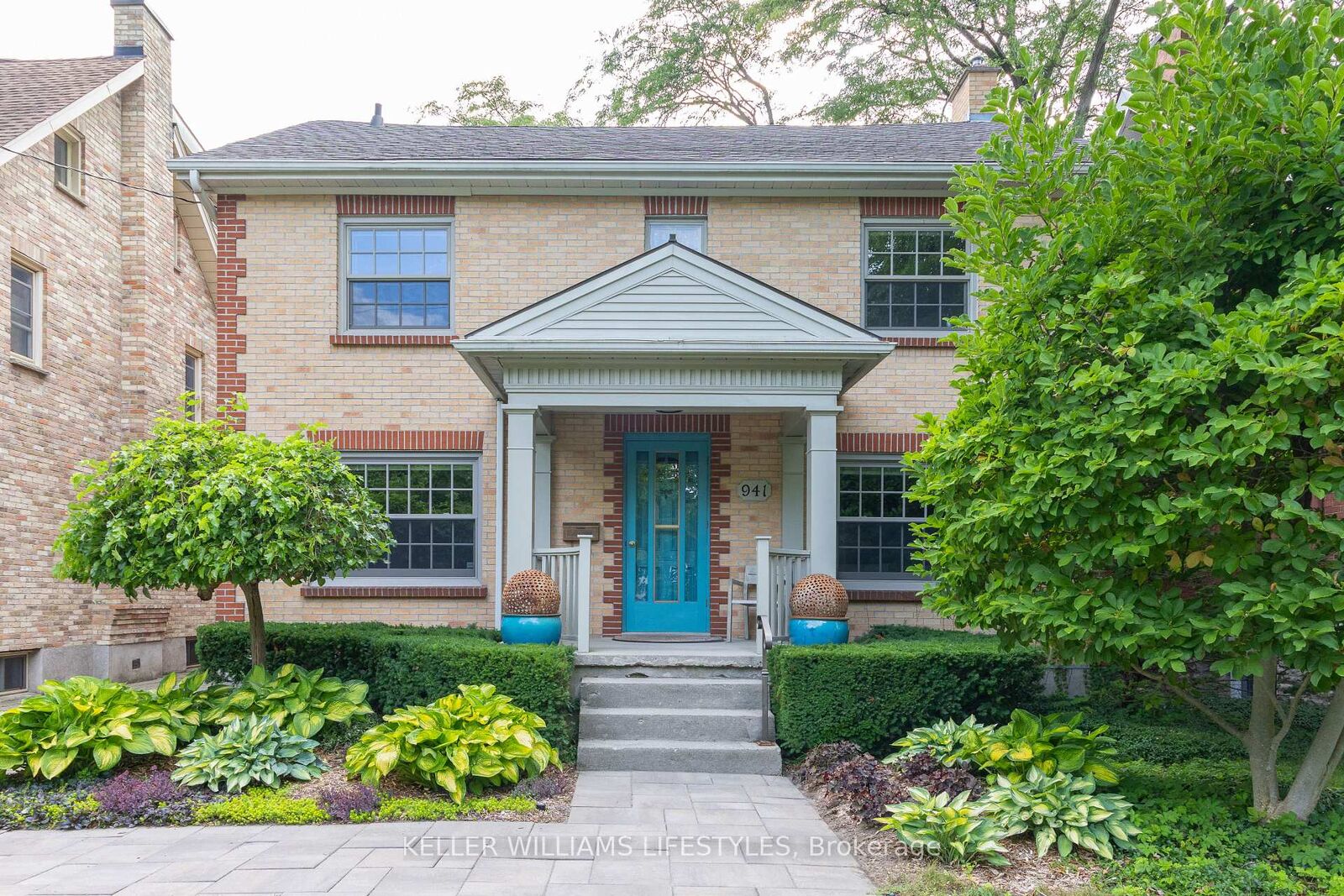 Property Photo: 941 Waterloo Street ON N6A 3X2