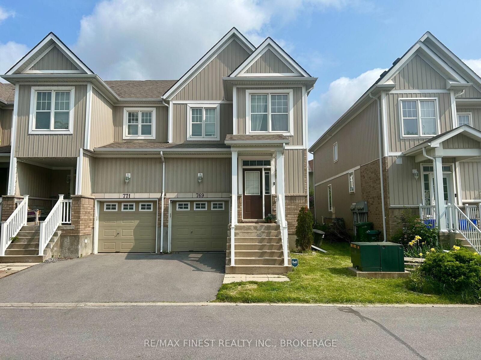 Property Photo:  769 Newmarket Lane  ON K7K 0C8 