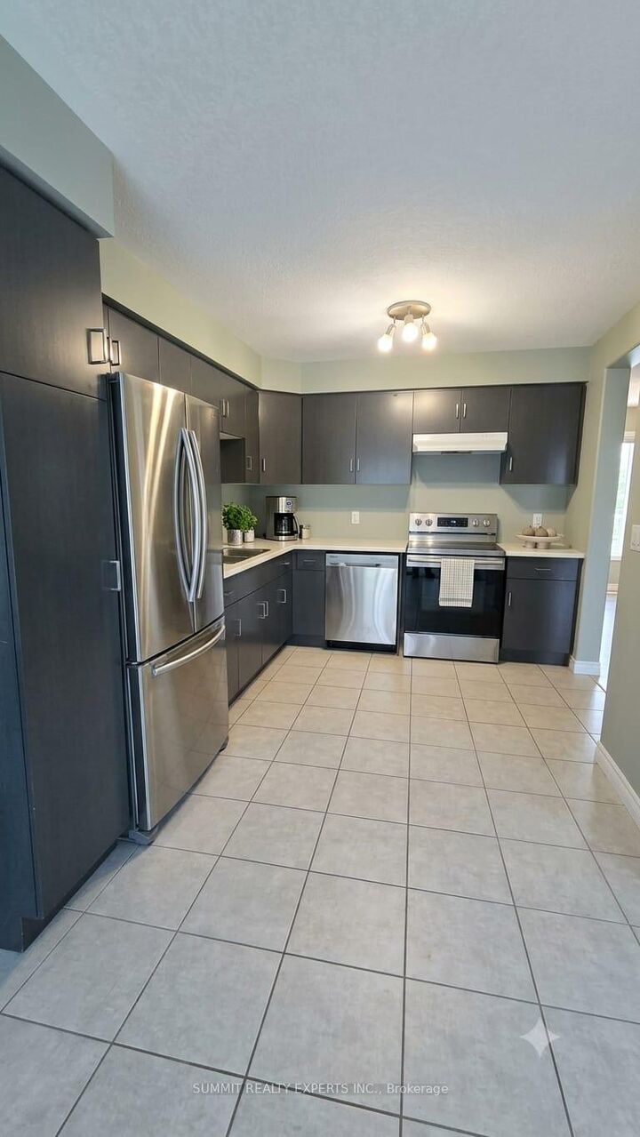 Property Photo:  1521 Dunkirk Avenue  ON N4T 0L1 