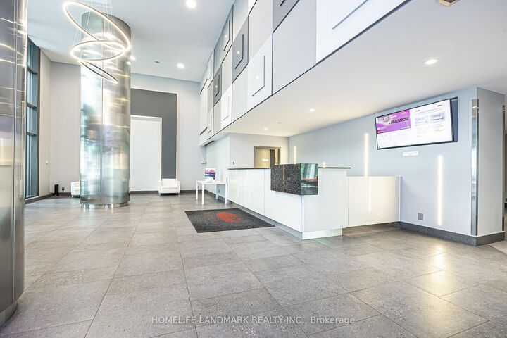 Property Photo:  361 Front Street W 1906  ON M5V 3R5 