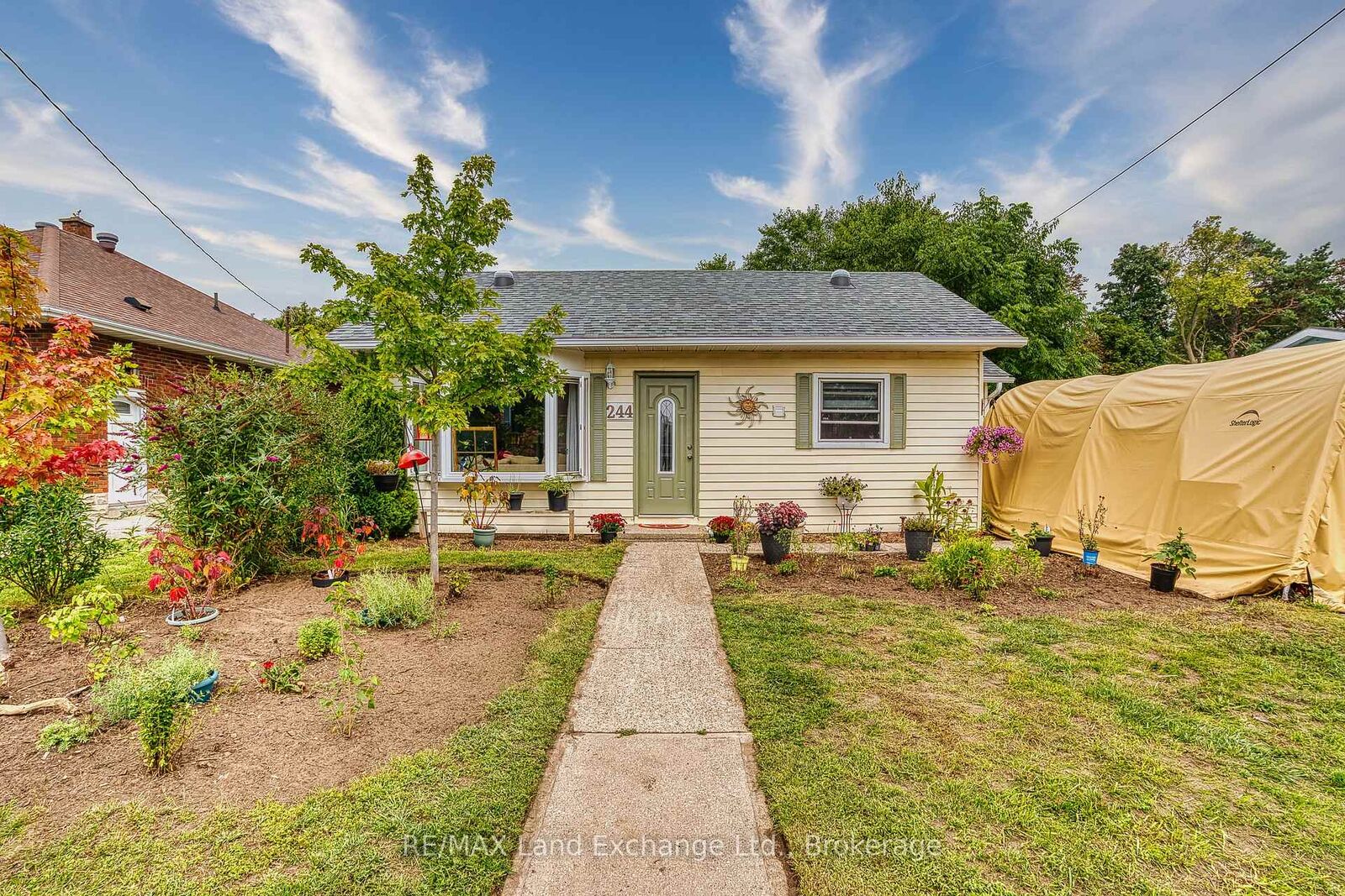 Property Photo: 244 Clarendon Street ON N0H 2L0