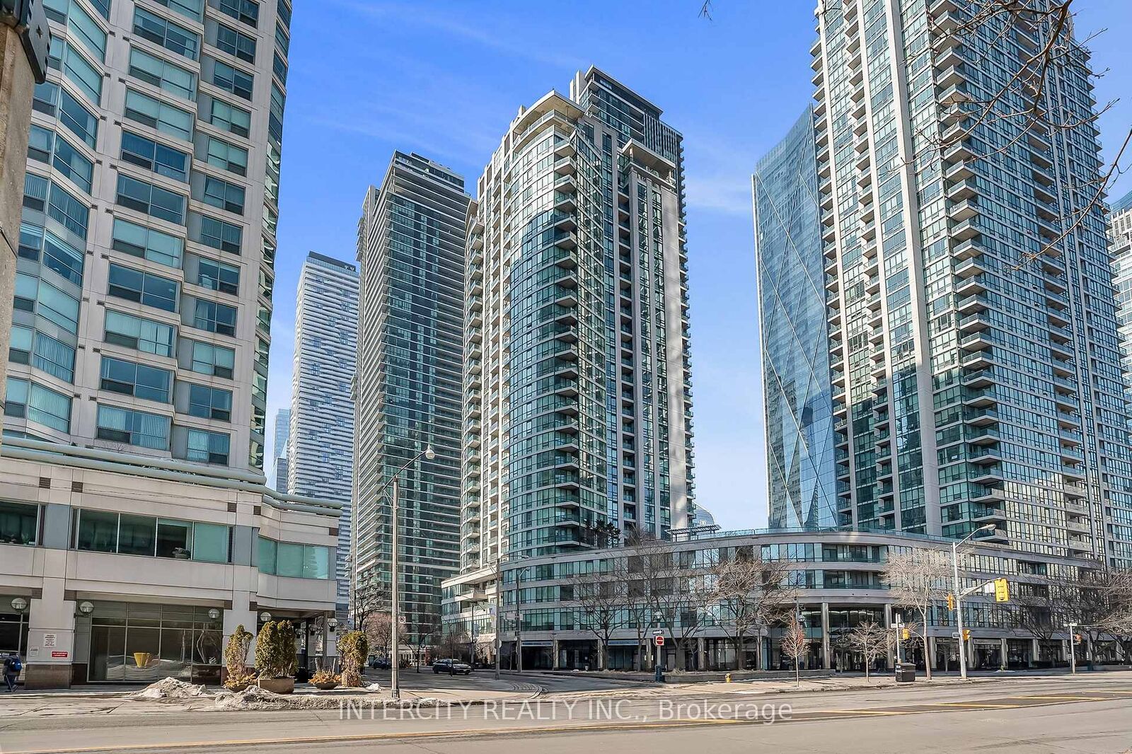 Property Photo:  12 Yonge Street 1010  ON M5E 1Z9 