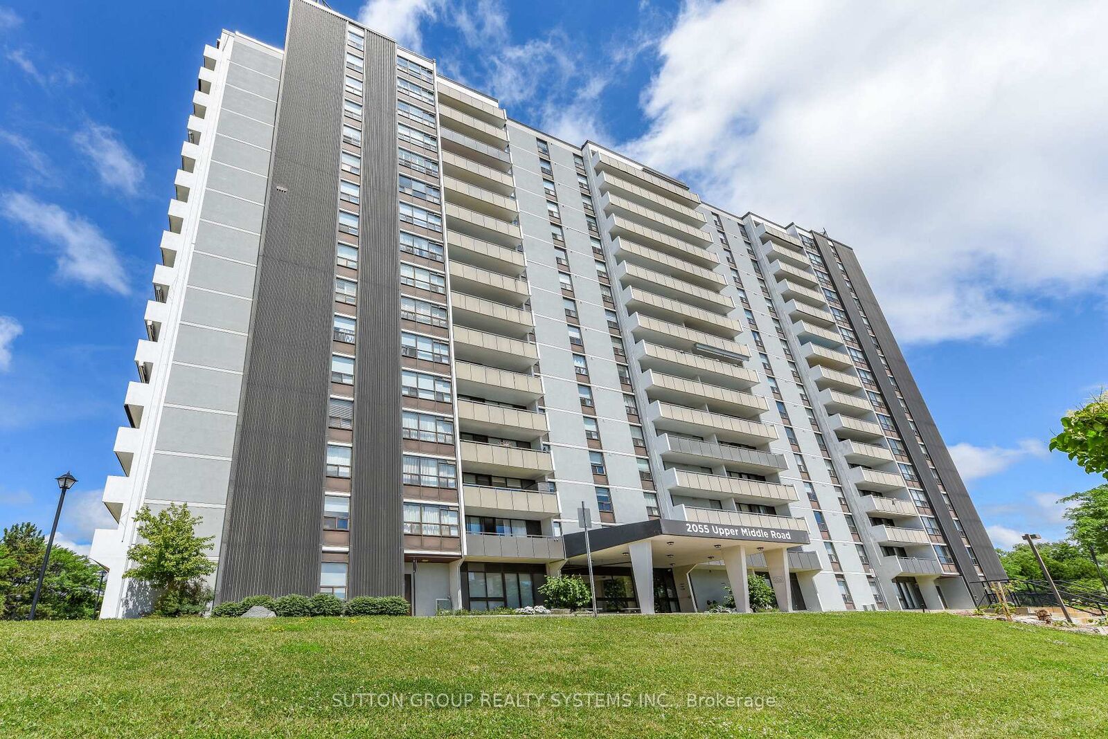 Property Photo:  2055 Upper Middle Road 705  ON L7P 3P4 