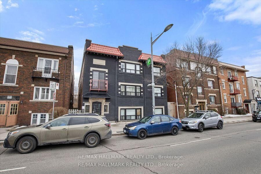 Property Photo:  595 St Clair Avenue W 4  ON M6C 1A3 
