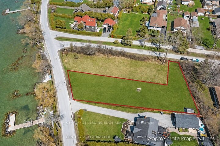 Photo de la propriété:  415 Lake Drive E  ON L0E 1S0 