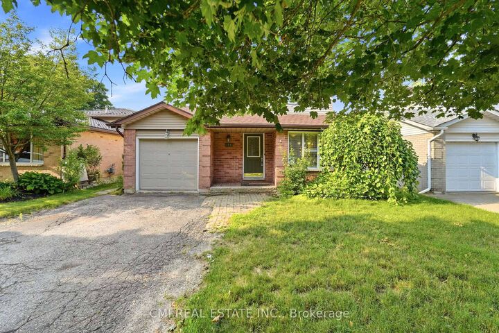 Property Photo:  155 Foxhunt Road  ON N2K 2R8 