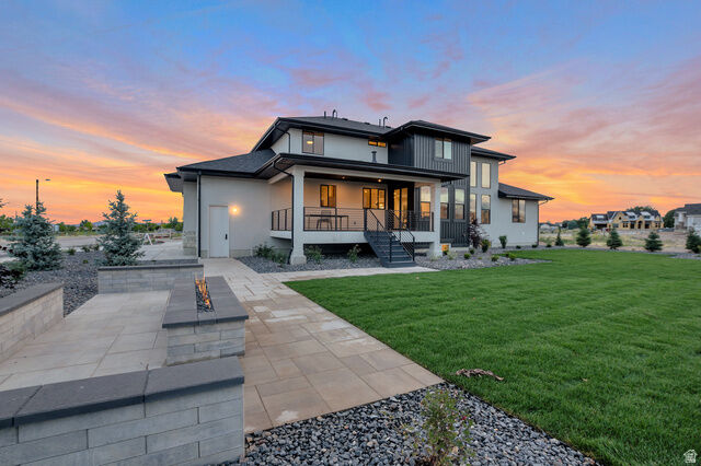 Property Photo: 165 S Farmhouse Cir UT 84037