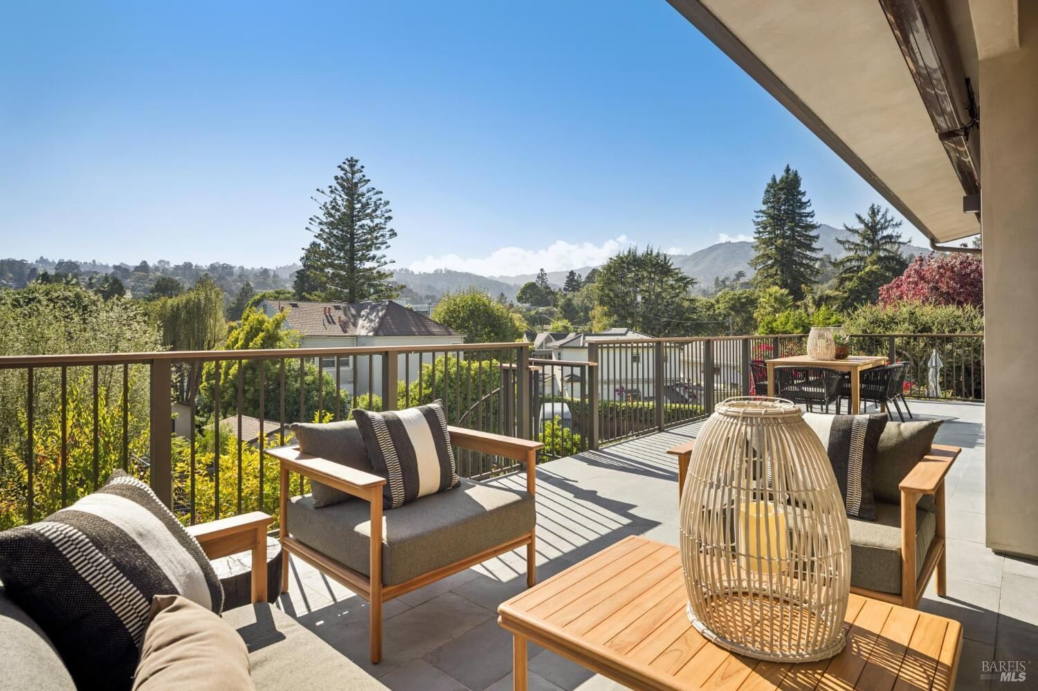 Property Photo:  39 Alvarado Avenue  CA 94941 