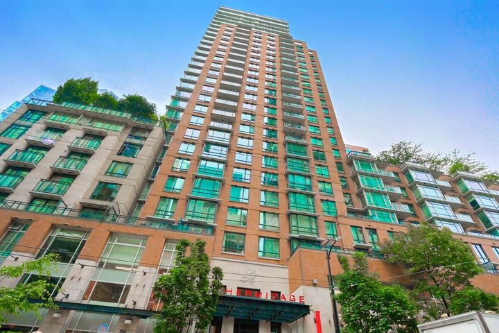 Property Photo:  788 Richards Street 1805  BC V6B 0C7 