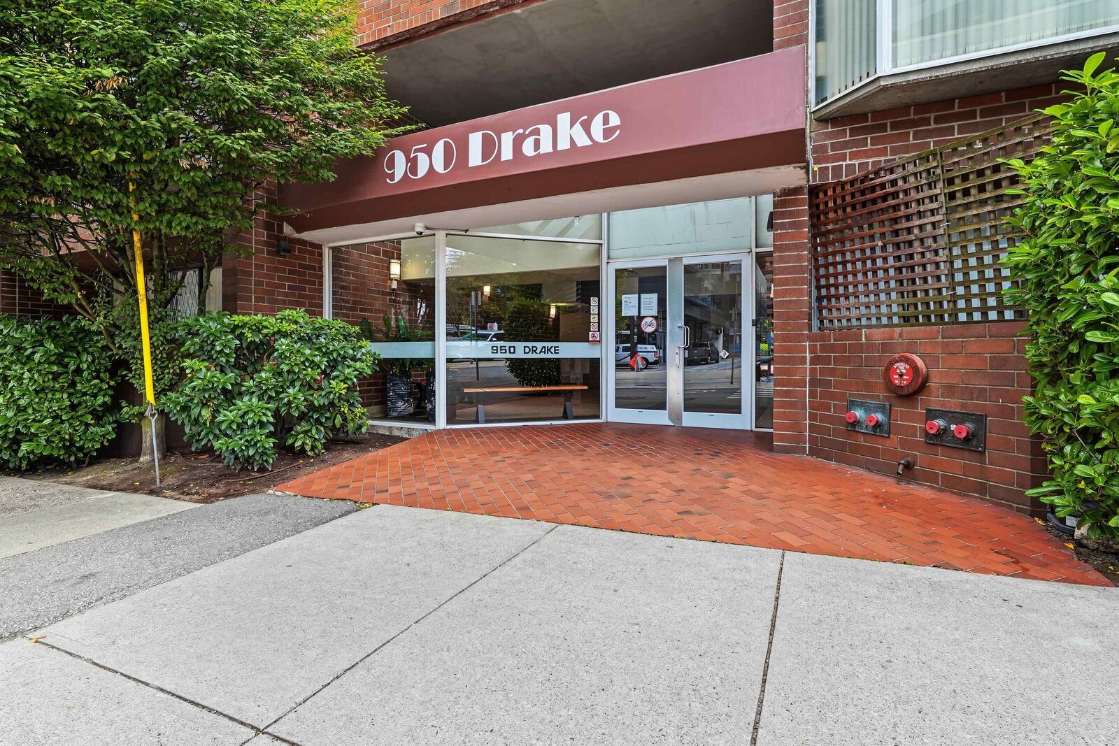 Property Photo: 950 Drake Street 206 BC V6Z 2B9